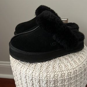 Ugg slippers disquette